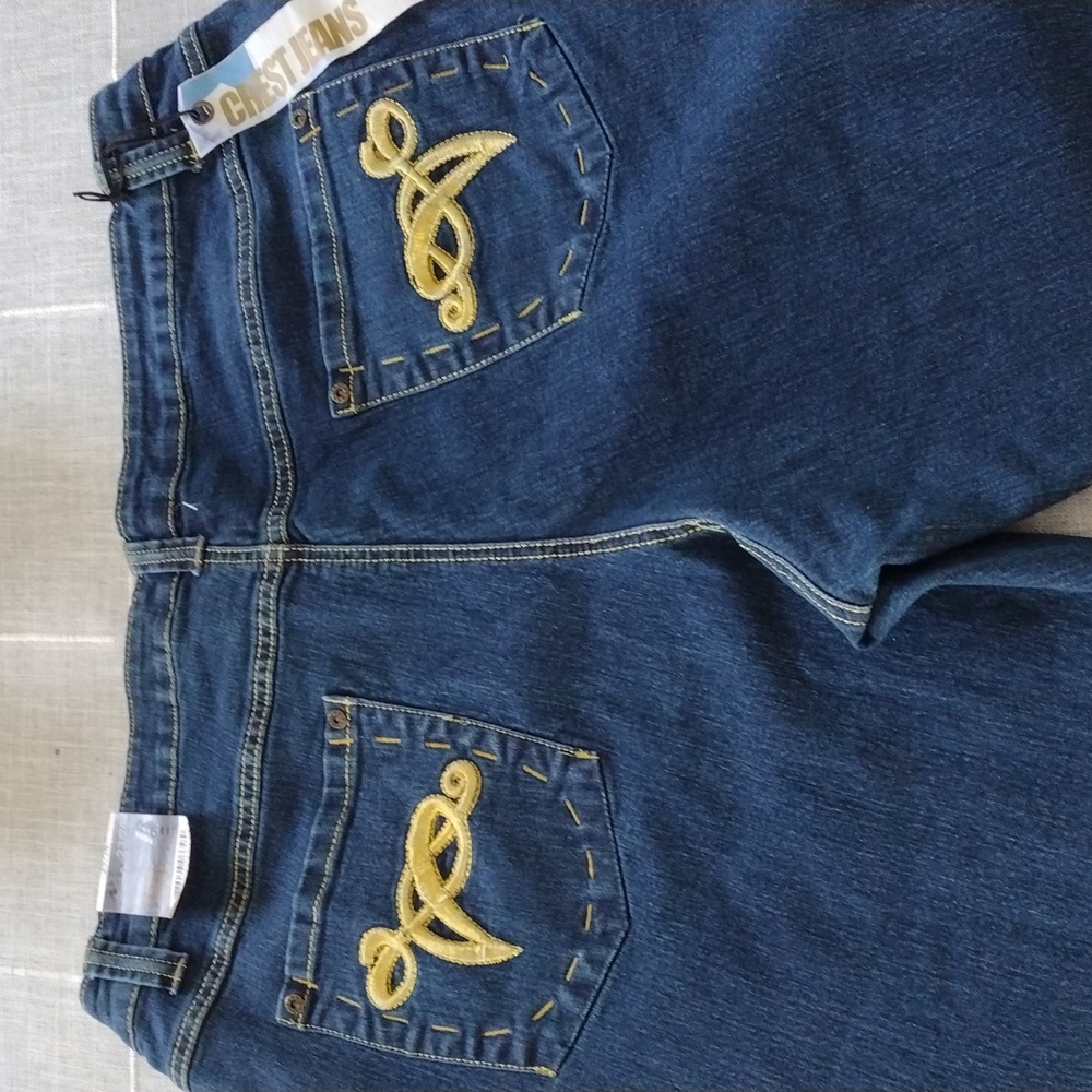 Crest Jeans Plus With Golden Back Embroidery Pockets. Size 23/24 Plus Stretch - Picture 3 of 13